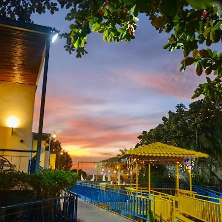 Lg Lemon Grass Hotel Na Chom Thian Exterior photo